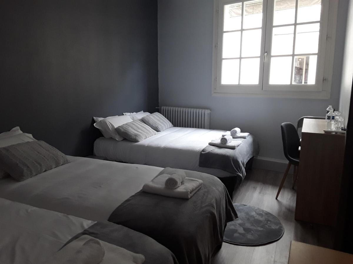 Hotel Du Cafe Des Arts Σινόν Εξωτερικό φωτογραφία