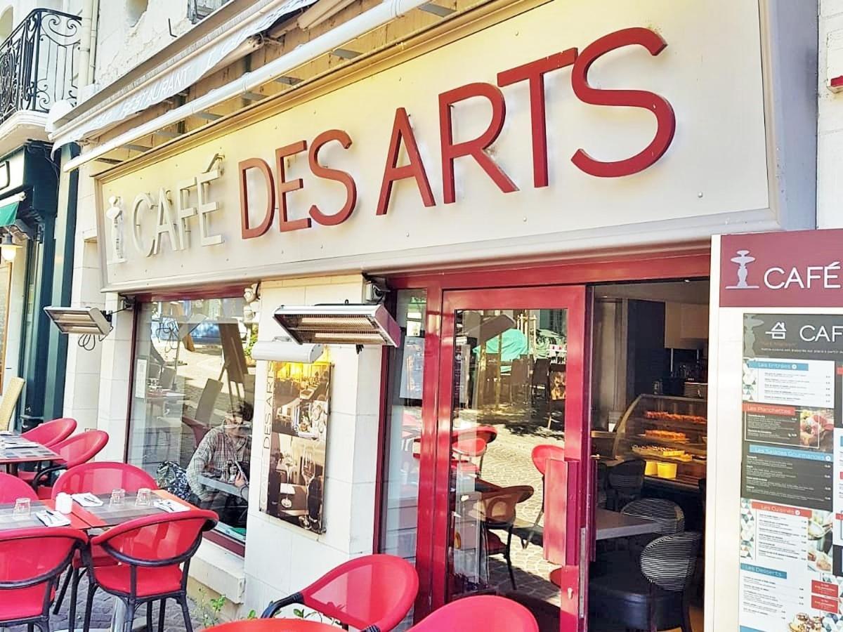 Hotel Du Cafe Des Arts Σινόν Εξωτερικό φωτογραφία
